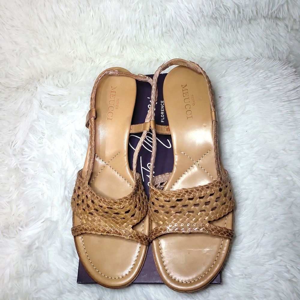 Sesto meucci only worn once, like new, very comfortable nude color! Sz.11